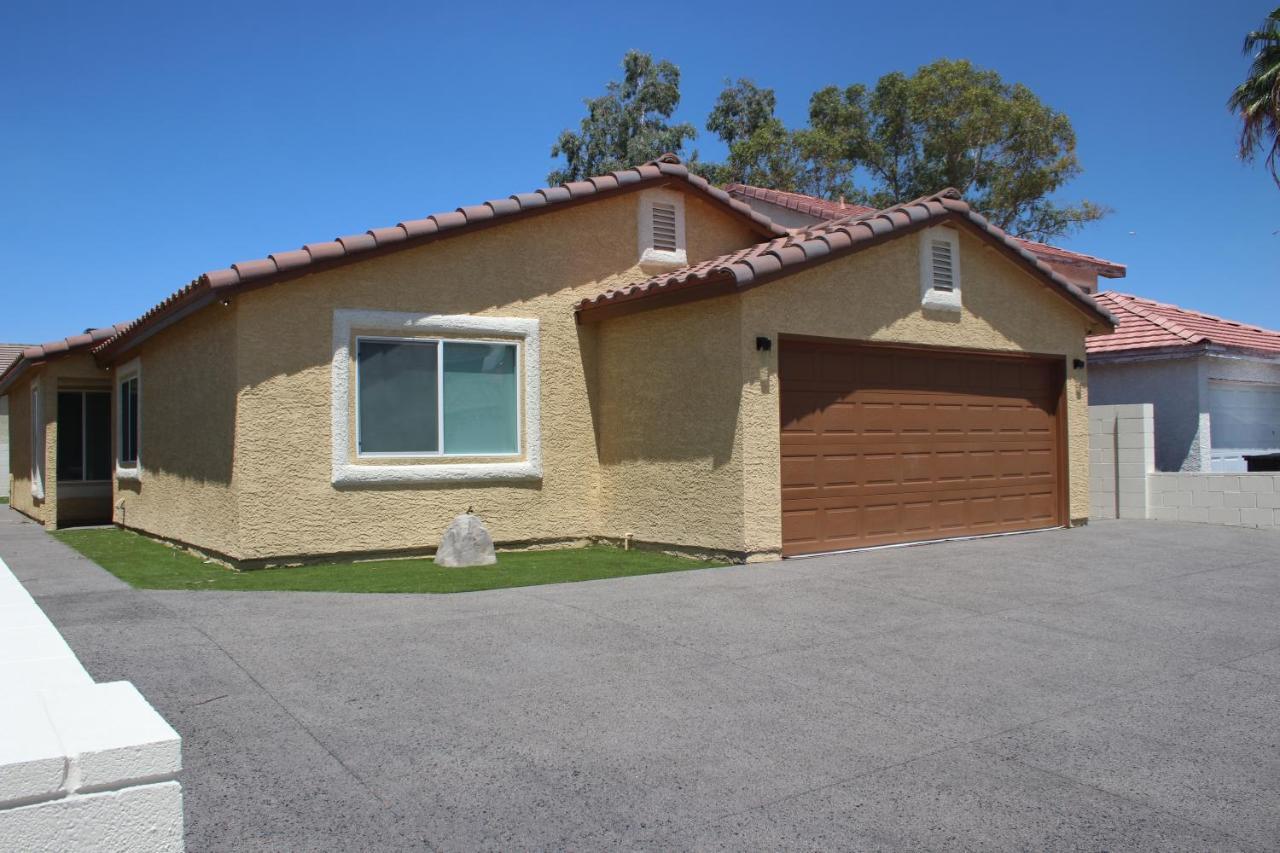 Newly Remodeled Family Friendly 3B/2B House Villa Henderson Exterior photo